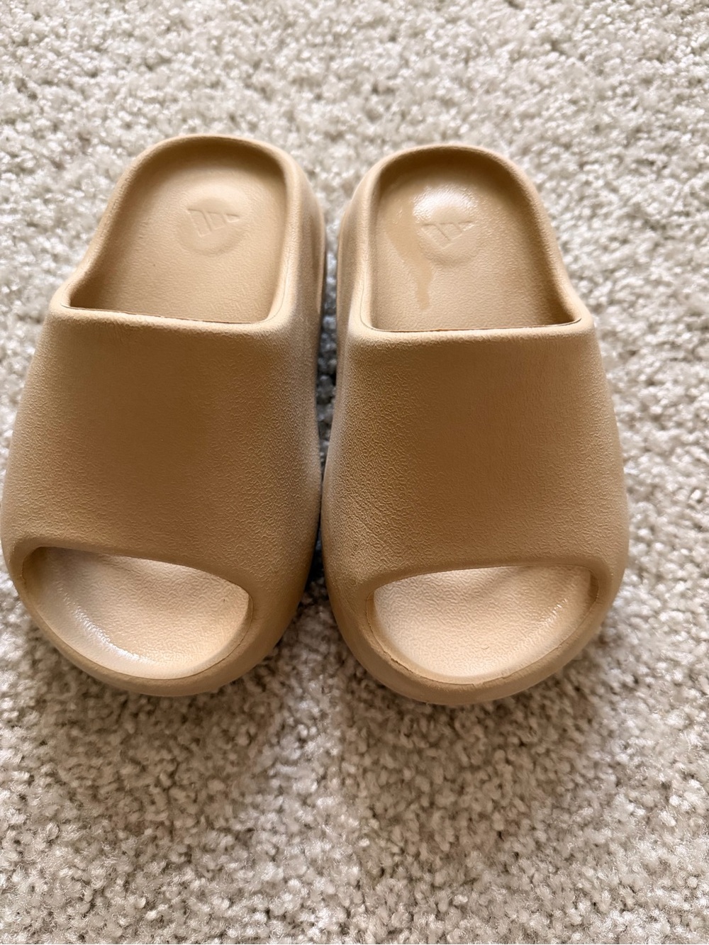 Yeezy Kids Slide Sandals in Tan